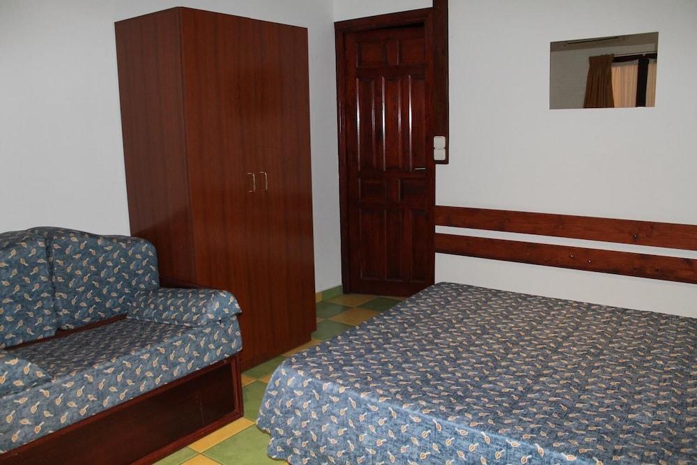 Leon Dormido Rooms & Apartments Polop Eksteriør bilde